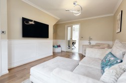 Lammermuir Way, Chapelhall, ML6