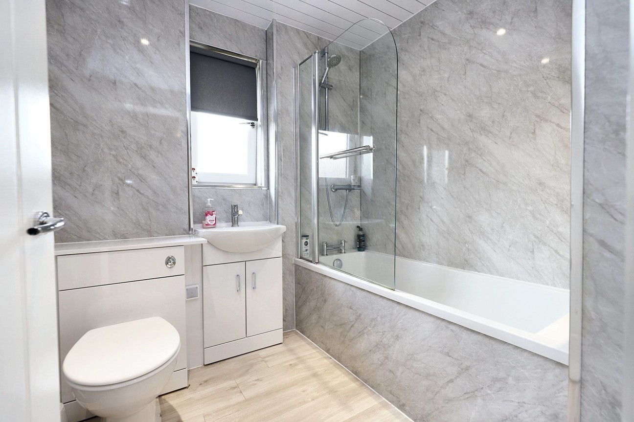 Kilbowie Place, Airdrie, ML6