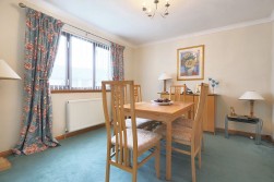 Station Road, Caldercruix, ML6