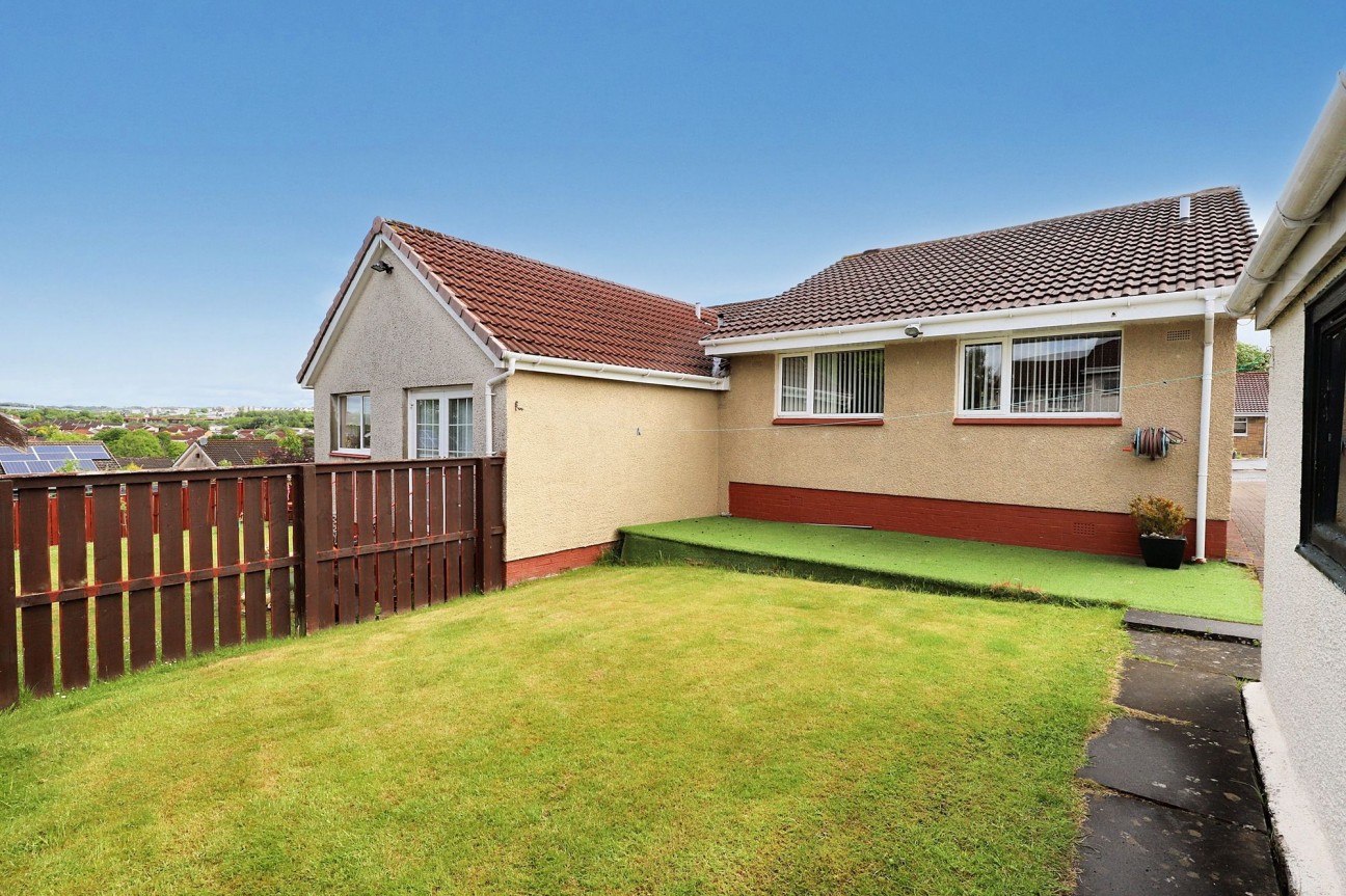 St. Boswells Drive, Coatbridge, ML5