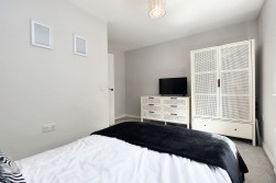 Inverlochy Road, Airdrie, ML6