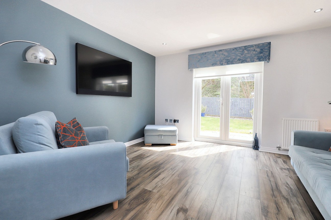 Inverlochy Road, Airdrie, ML6