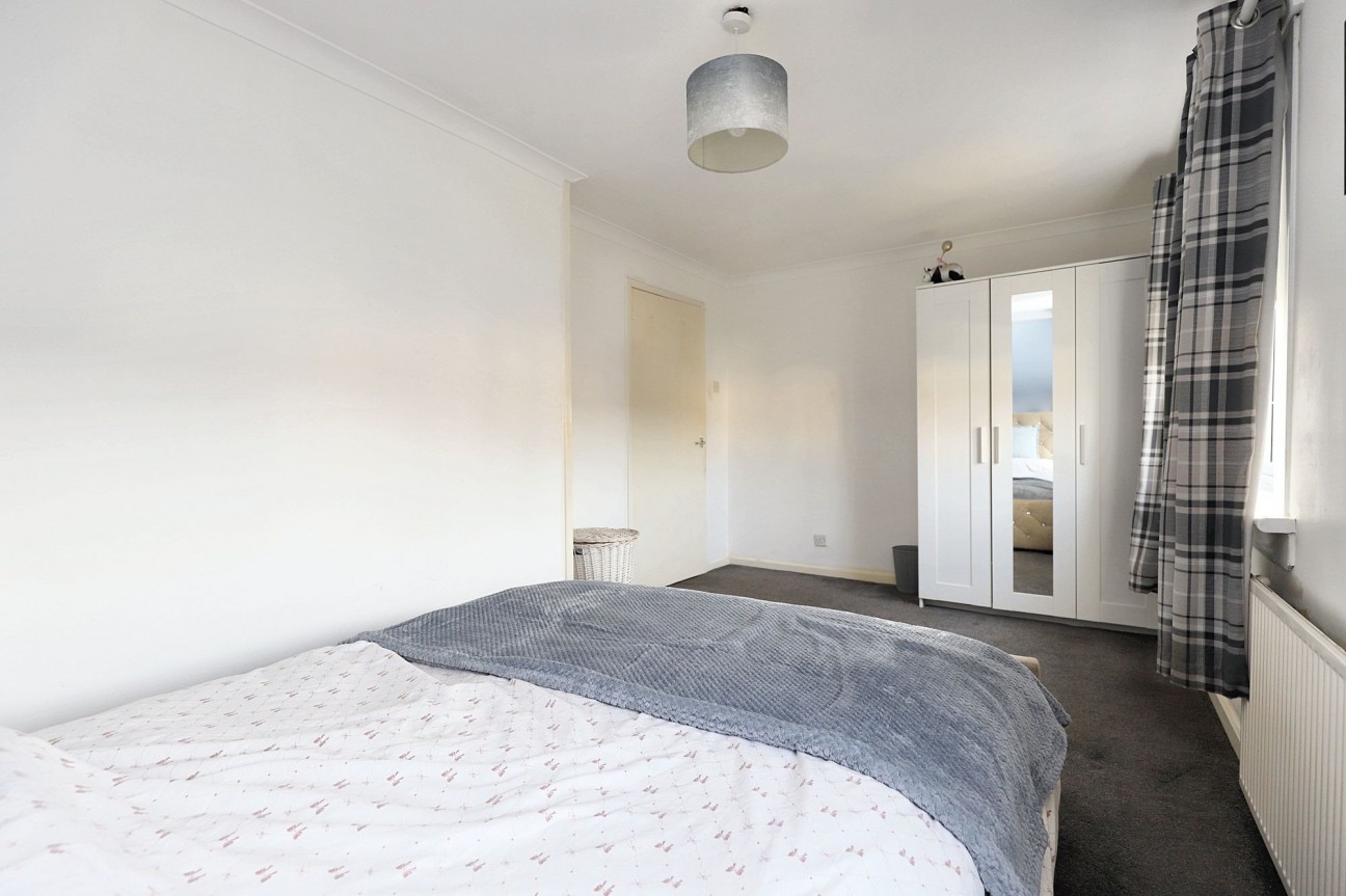 Melrose Place, Coatbridge, ML5