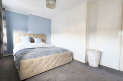 Melrose Place, Coatbridge, ML5