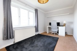 Melrose Place, Coatbridge, ML5