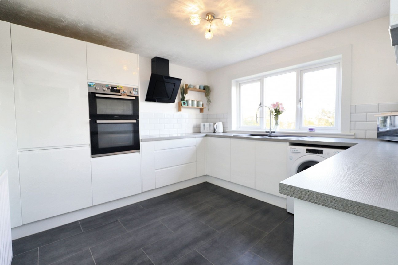 Melrose Place, Coatbridge, ML5