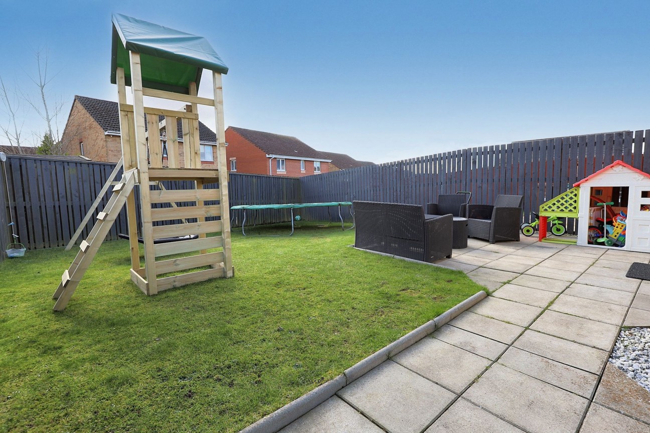 Galashiels Avenue, Chapelhall, ML6
