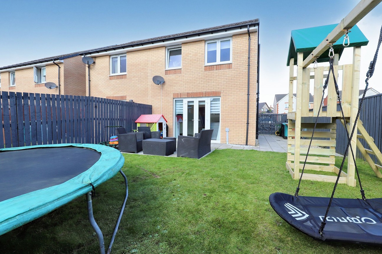 Galashiels Avenue, Chapelhall, ML6