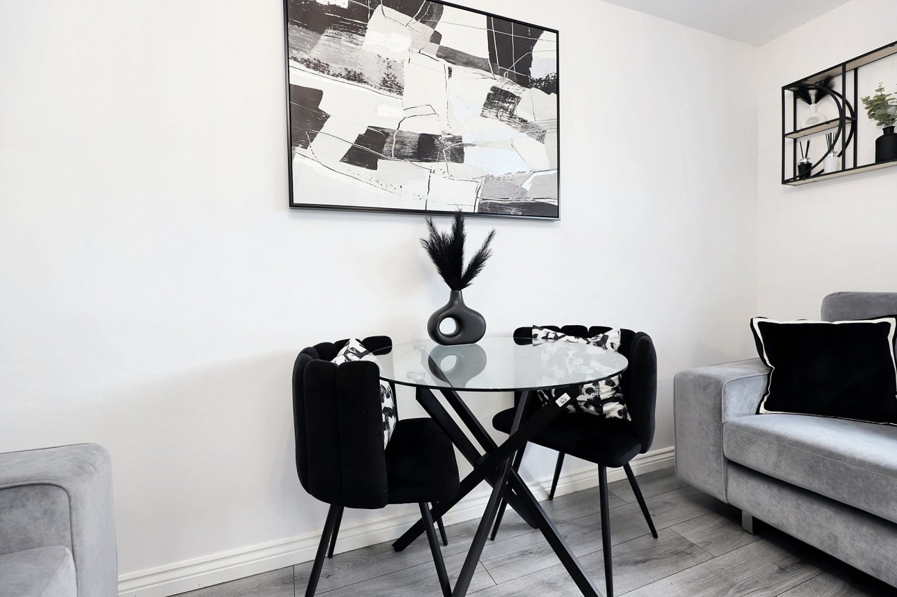Galashiels Avenue, Chapelhall, ML6