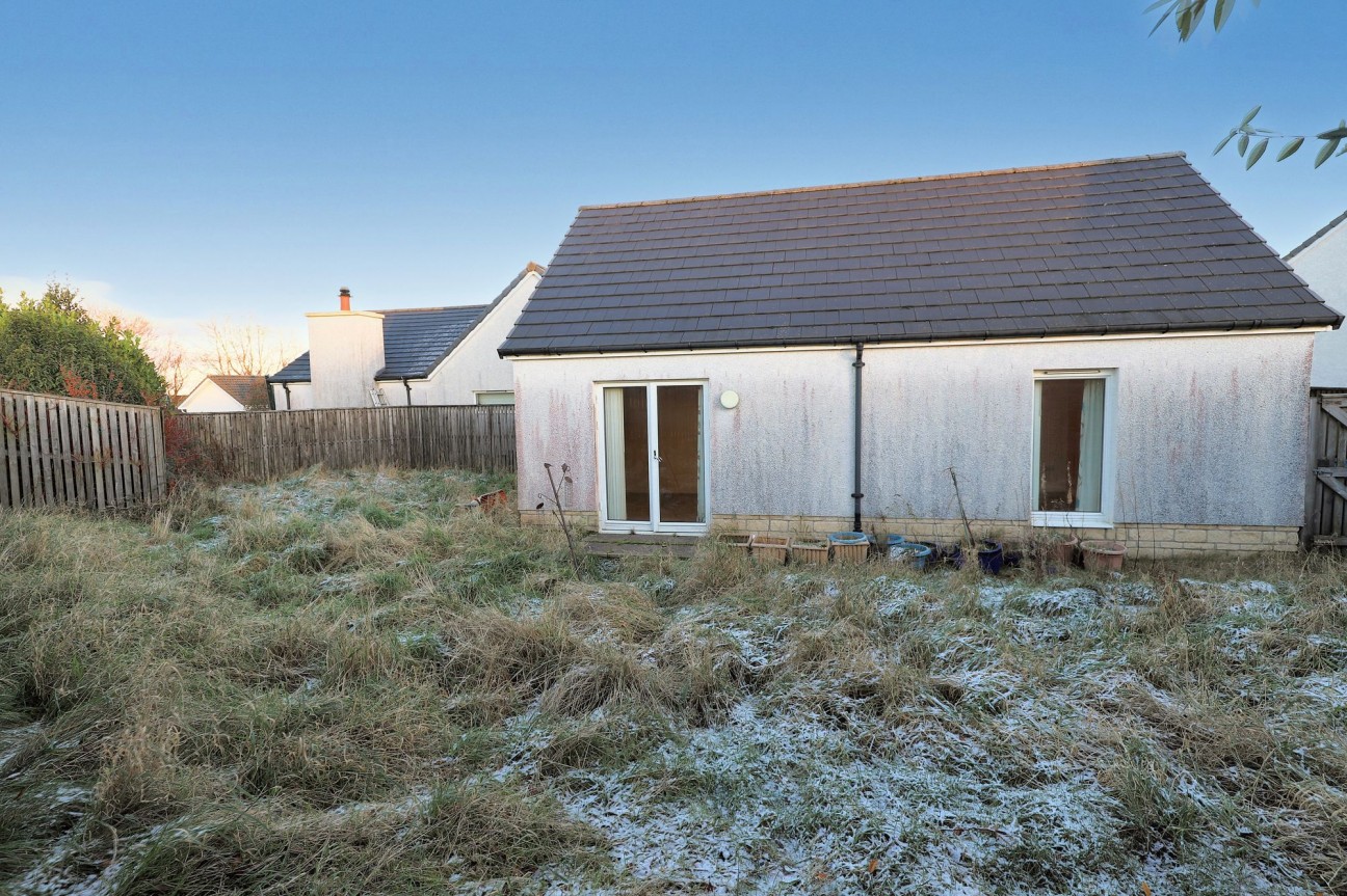 Picketlaw Road, Eaglesham, G76