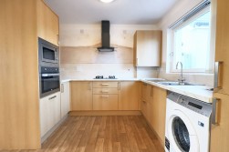 Picketlaw Road, Eaglesham, G76