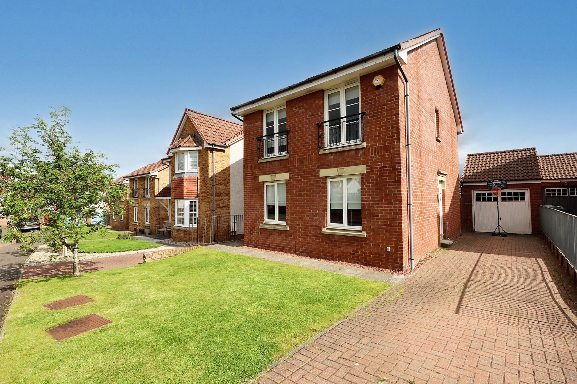 Kestrel Court, Coatbridge, ML5