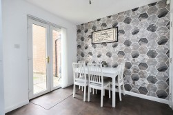 Kestrel Court, Coatbridge, ML5