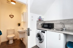 Kestrel Court, Coatbridge, ML5
