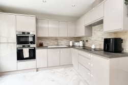 Dunnock Place, Coatbridge, ML5