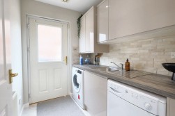 Dunnock Place, Coatbridge, ML5