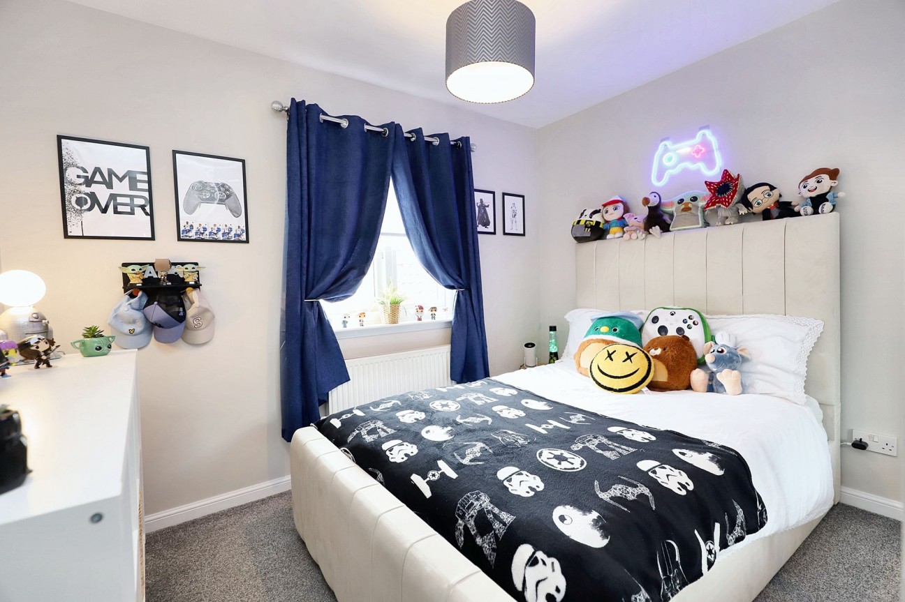 Dunnock Place, Coatbridge, ML5
