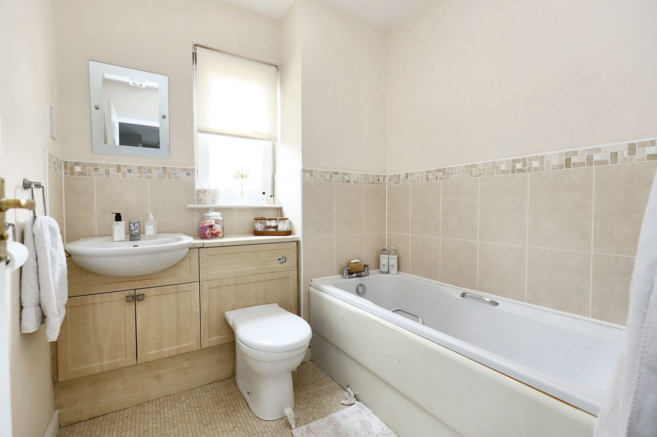 Dunnock Place, Coatbridge, ML5