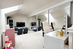 Dunnock Place, Coatbridge, ML5