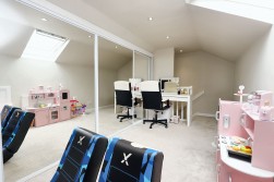 Dunnock Place, Coatbridge, ML5