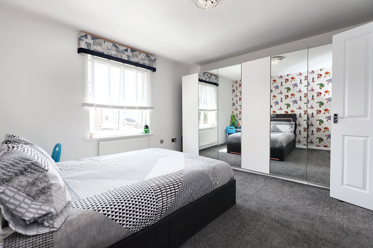 Crofton Wynd, Airdrie, ML6