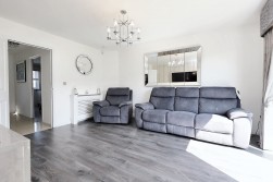Crofton Wynd, Airdrie, ML6