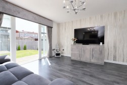 Crofton Wynd, Airdrie, ML6