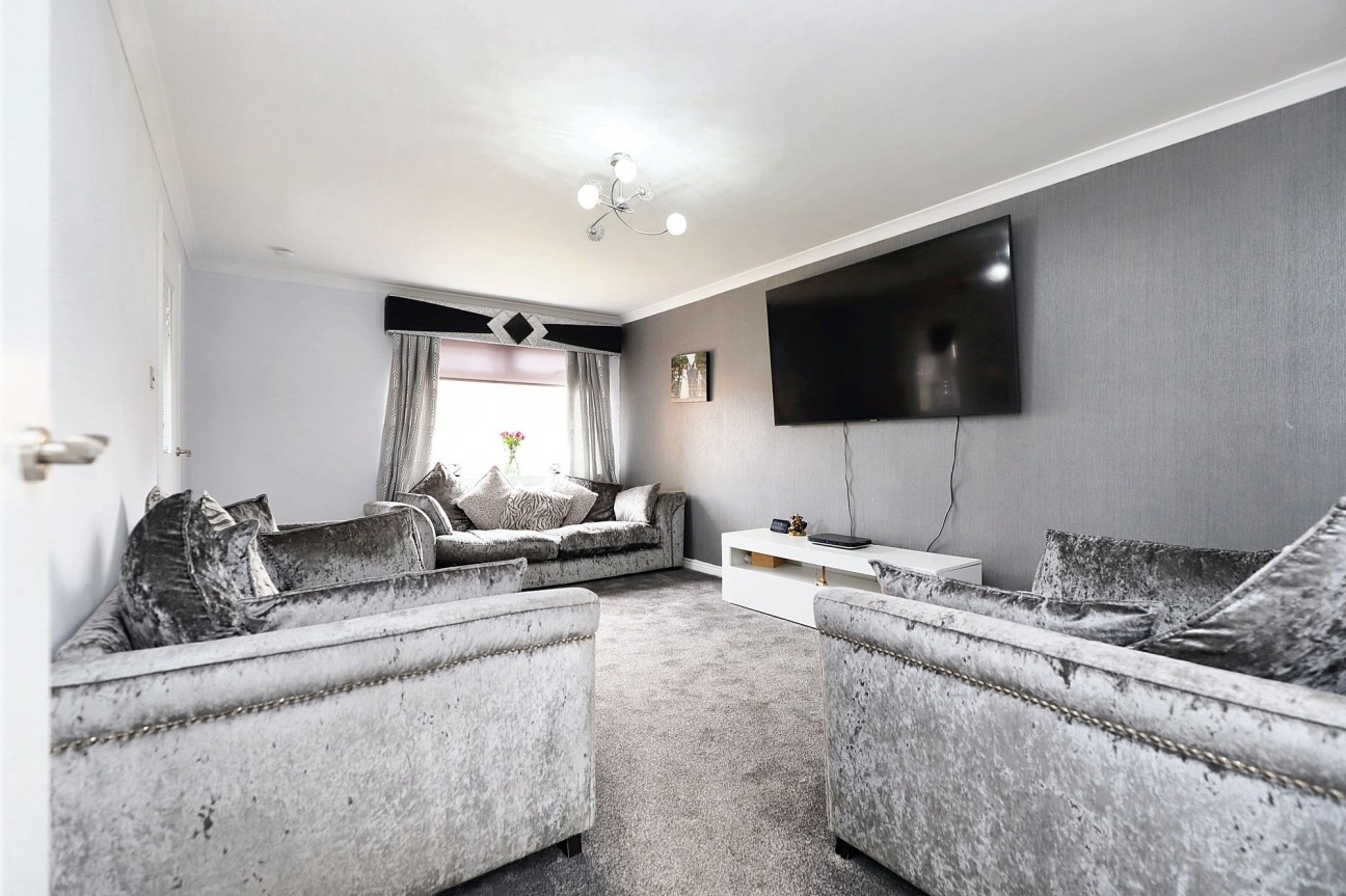 Lauriestone Place, Coatbridge, ML5