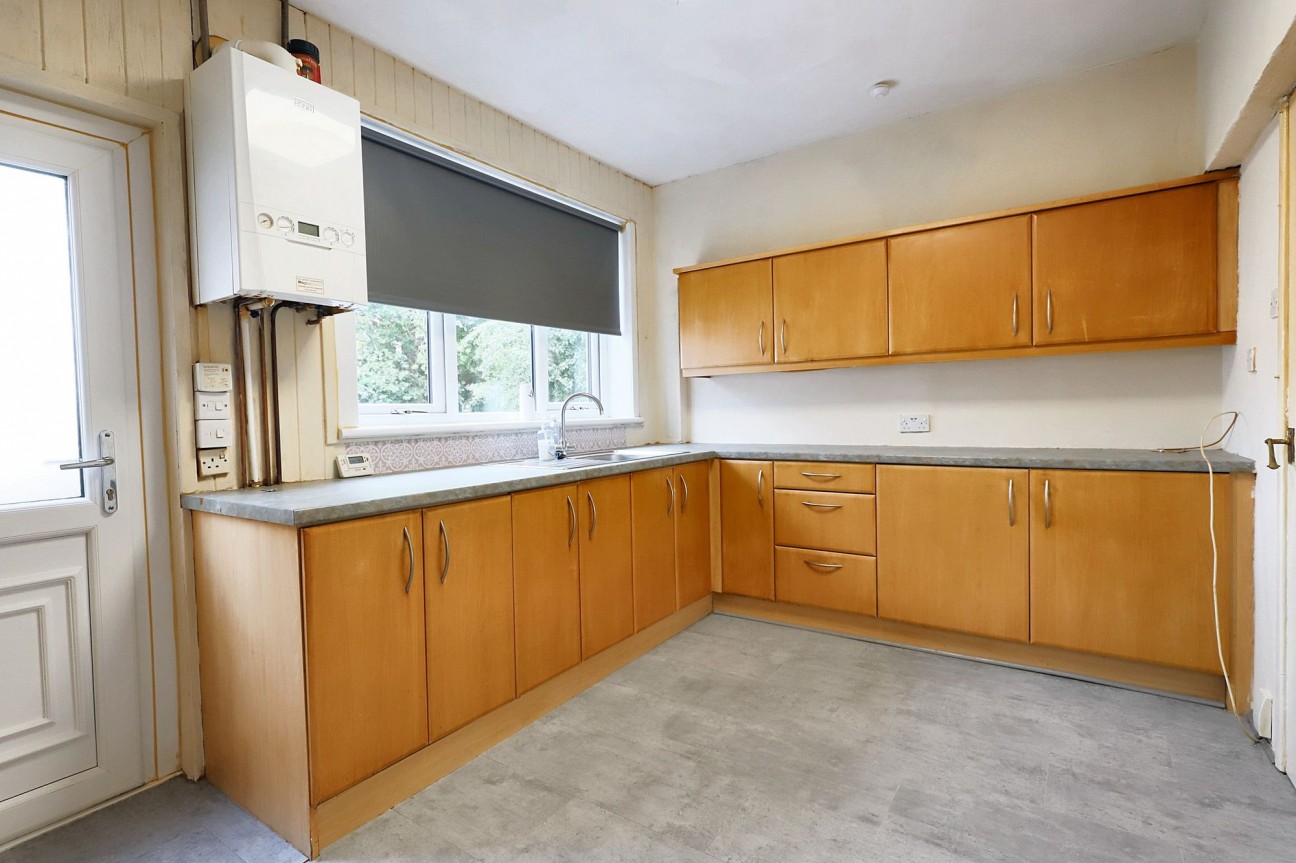 Mckenna Drive, Airdrie, ML6