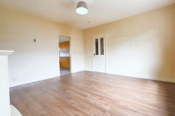 Mckenna Drive, Airdrie, ML6