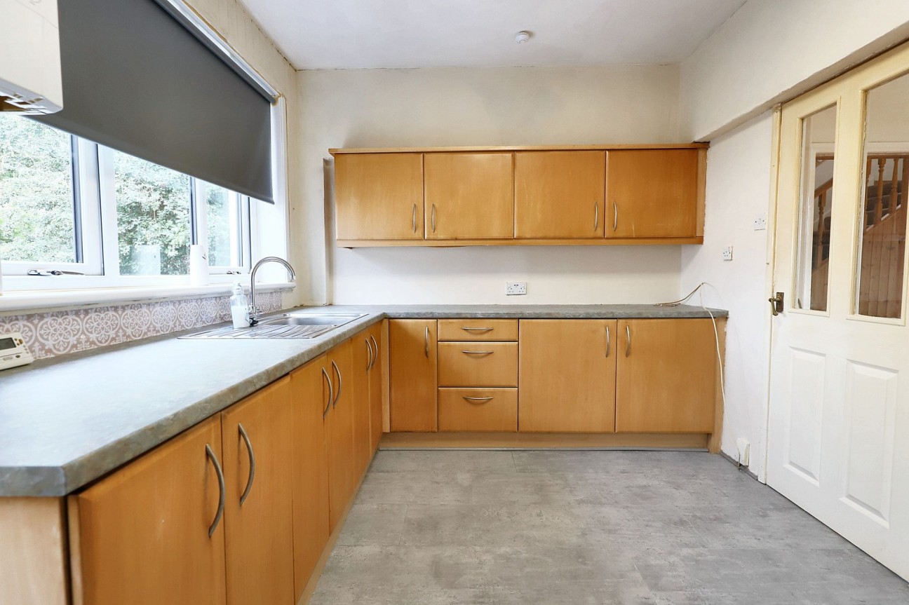 Mckenna Drive, Airdrie, ML6