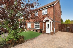 Sidlaw Way, Chapelhall, ML6