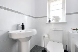Sidlaw Way, Chapelhall, ML6