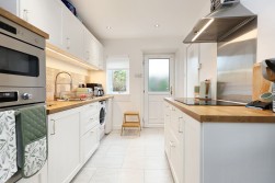 Renfrew Place, Coatbridge, ML5
