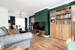 Renfrew Place, Coatbridge, ML5