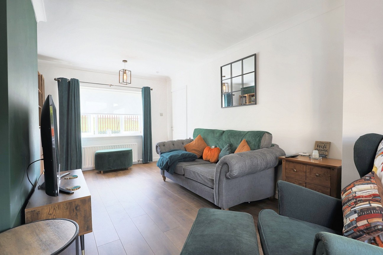 Renfrew Place, Coatbridge, ML5