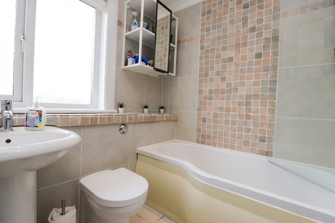 Lauder Gardens, Coatbridge, ML5