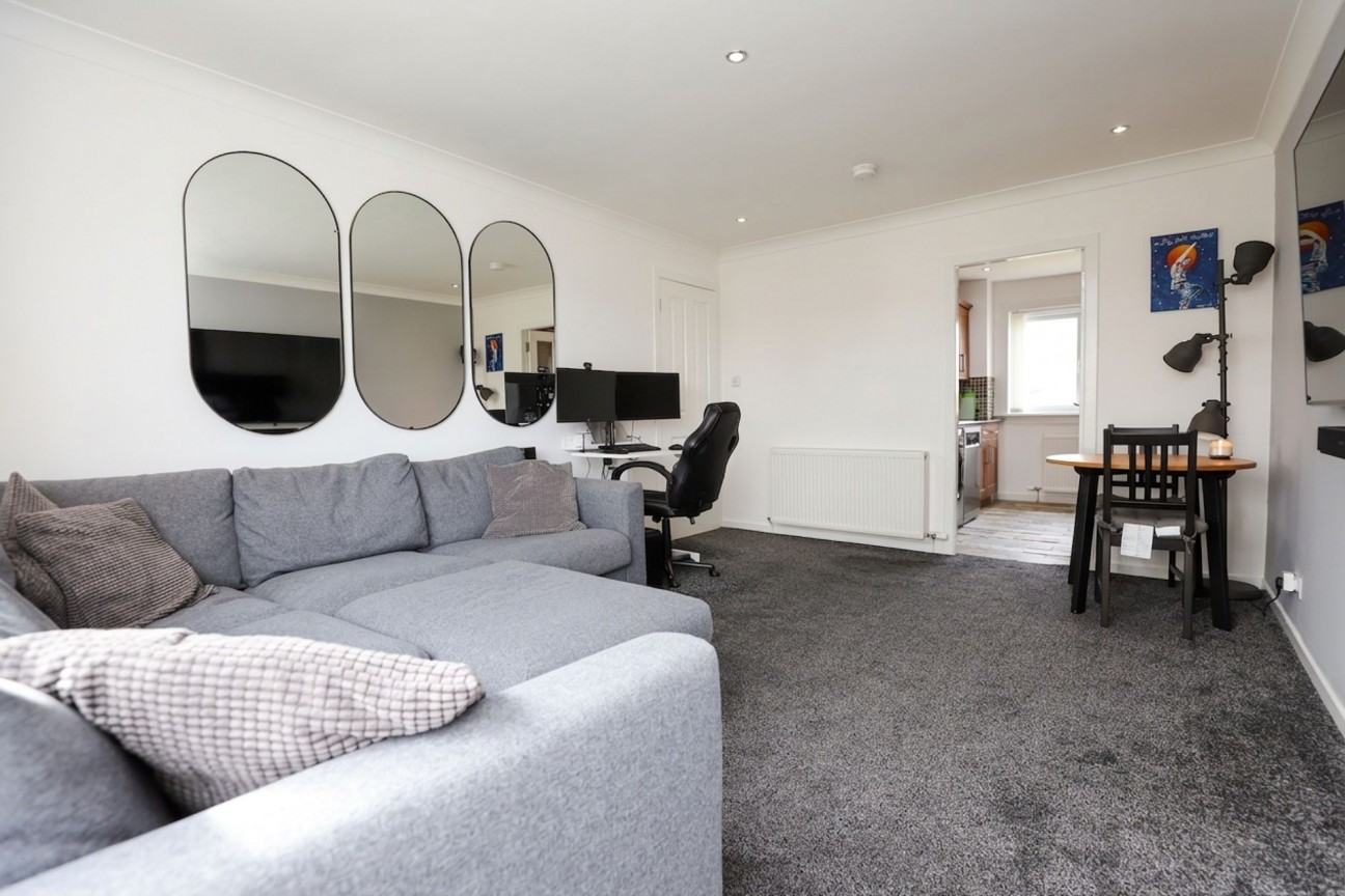 Lauder Gardens, Coatbridge, ML5