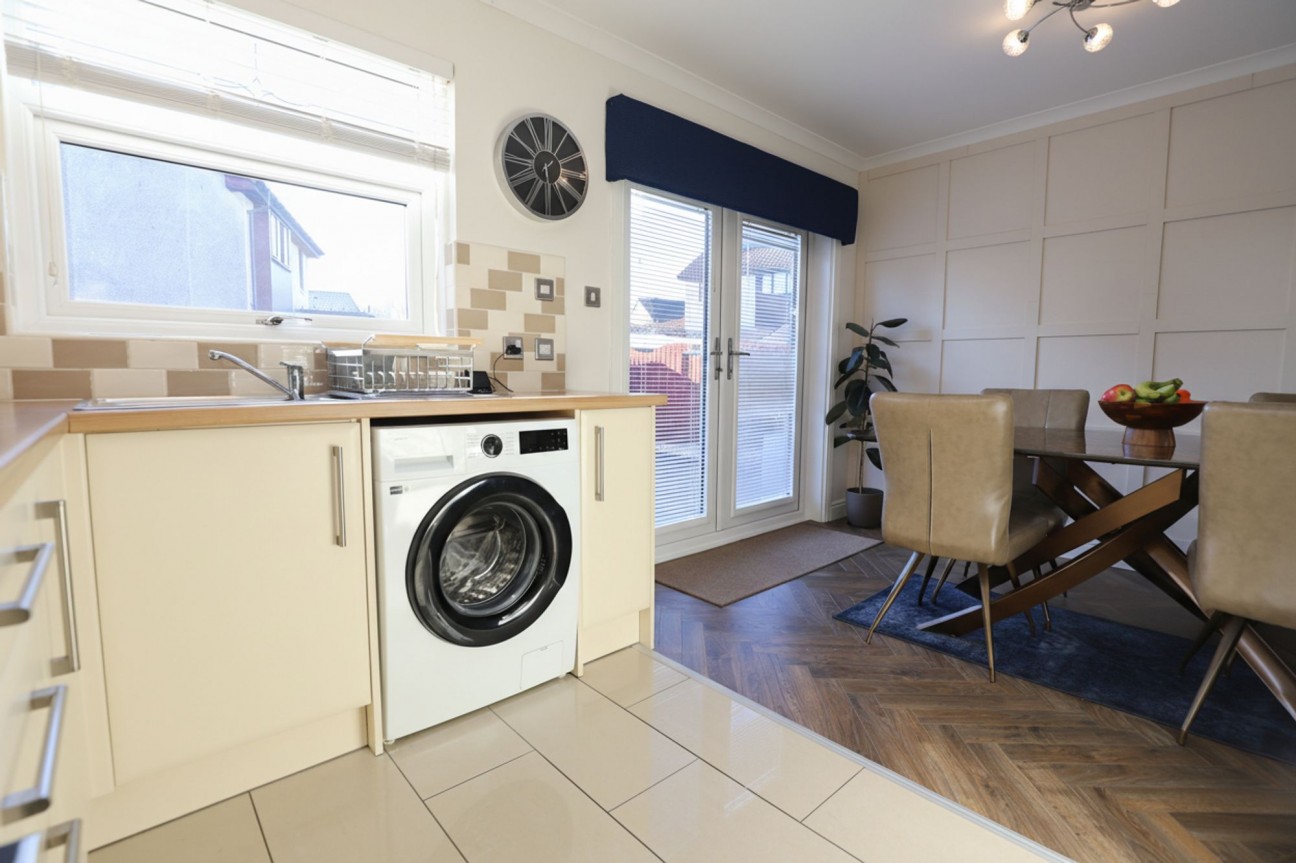 Craigvale Crescent, Airdrie, ML6