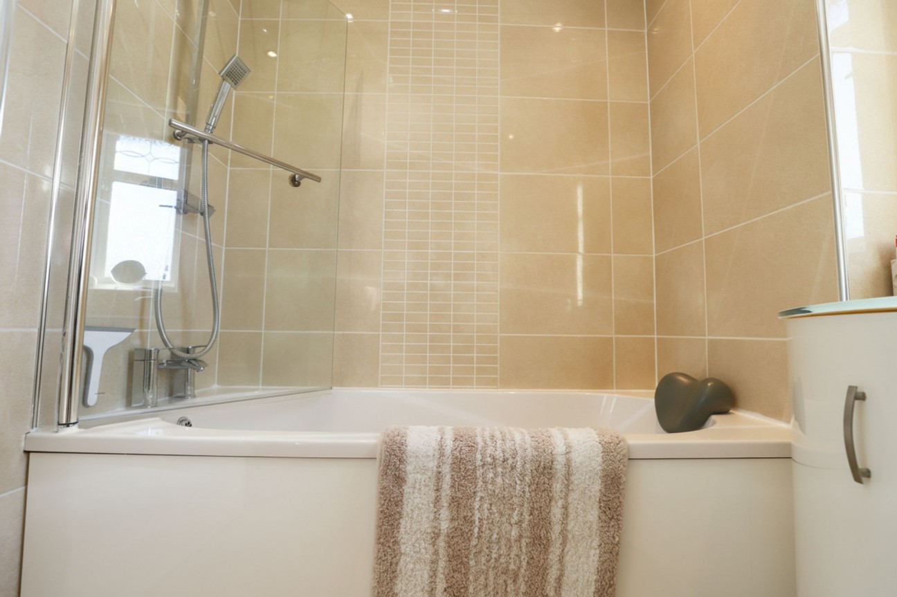 Craigvale Crescent, Airdrie, ML6