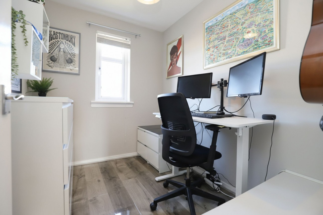 Craigvale Crescent, Airdrie, ML6