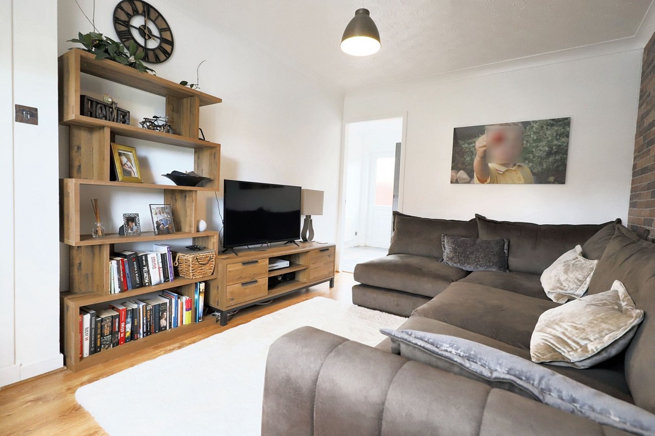 Kilbowie Place, Airdrie, ML6