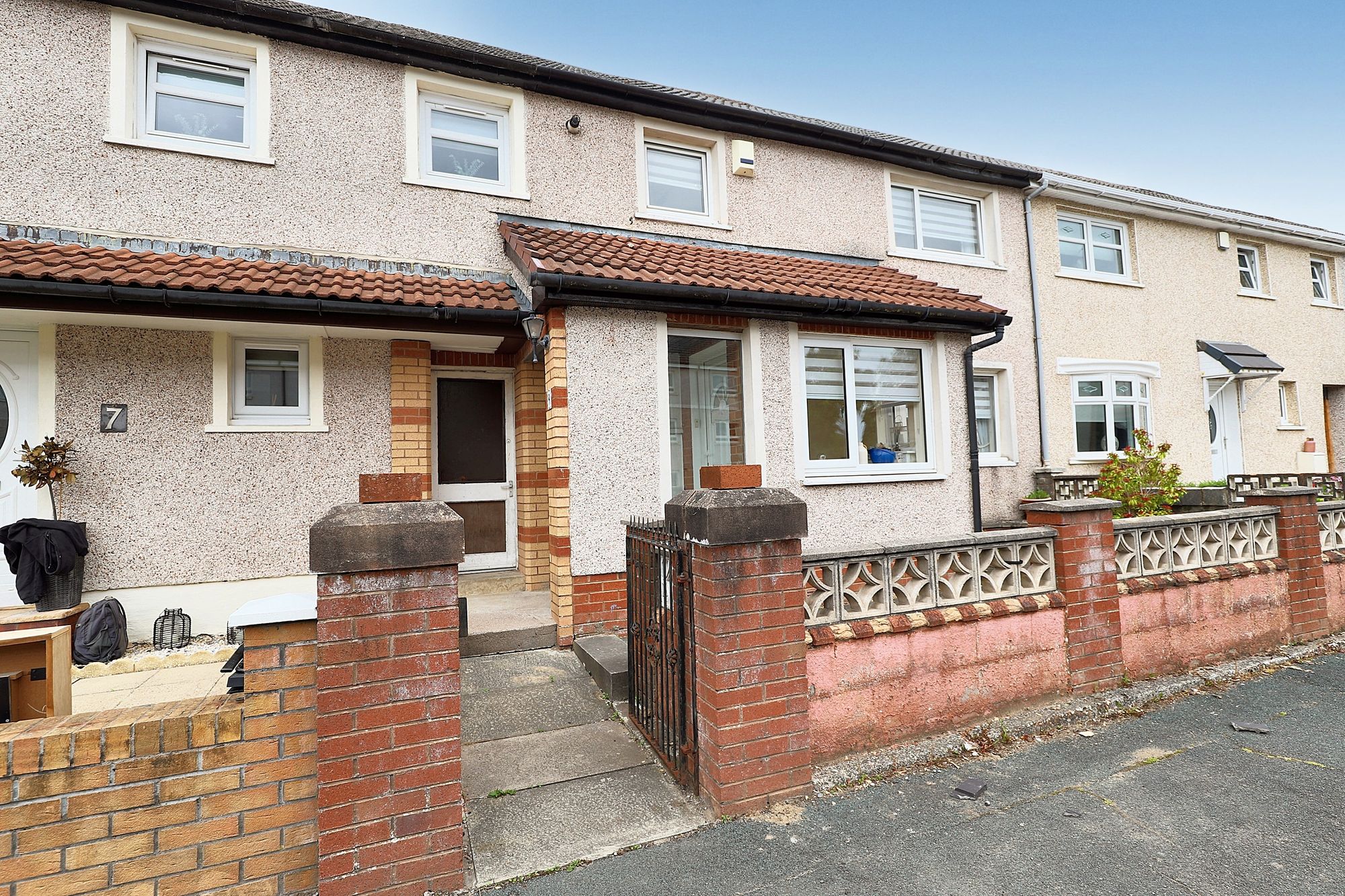 School Quadrant, Airdrie, ML6