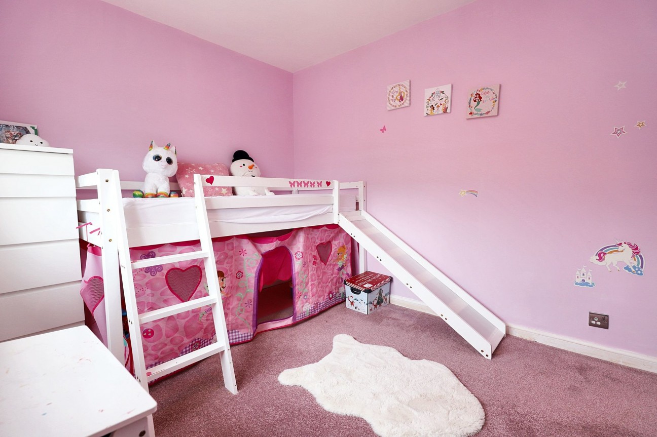 School Quadrant, Airdrie, ML6