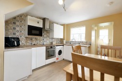 School Quadrant, Airdrie, ML6