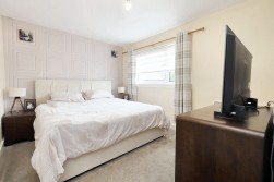 School Quadrant, Airdrie, ML6