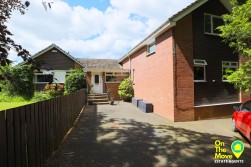 Prospect Road, Dullatur, G68