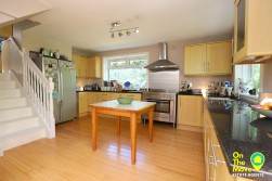 Prospect Road, Dullatur, G68