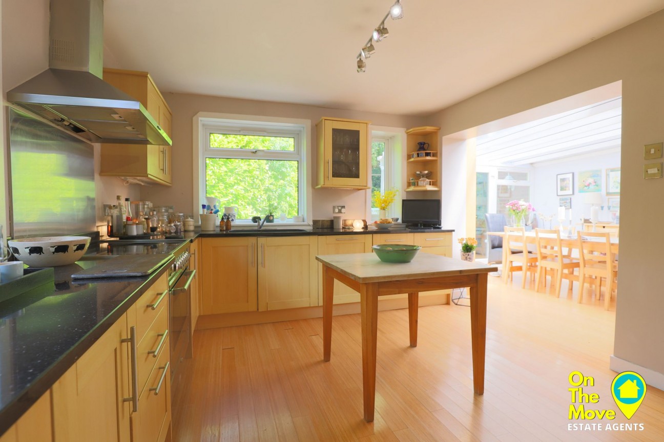 Prospect Road, Dullatur, G68