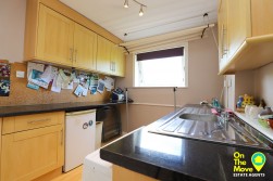 Prospect Road, Dullatur, G68